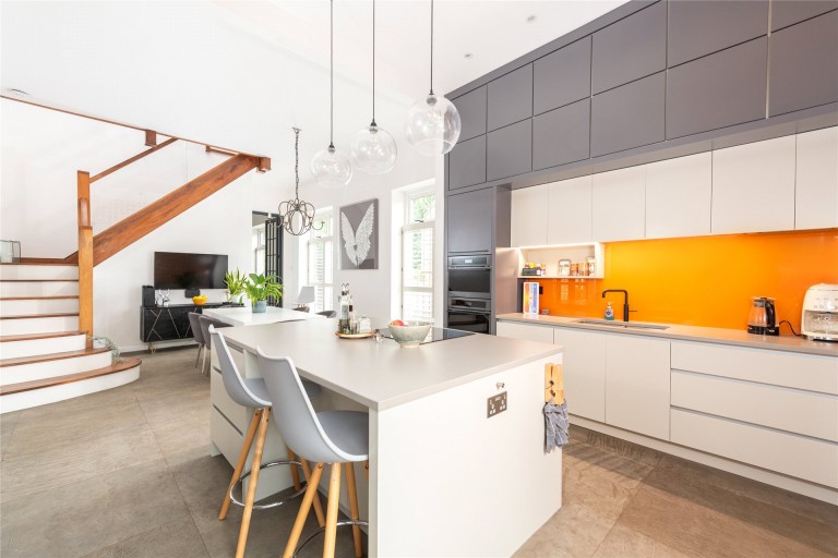 Images for Gayhurst Court Mews, Gayhurst, MK16