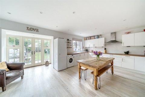 Click the photo for more details of Innkeepers Court, Longwick, HP27