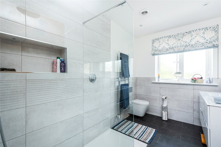 Images for Cornerways, Speen, HP27