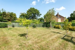 Images for Cornerways, Speen, HP27
