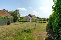 Images for Cornerways, Speen, HP27