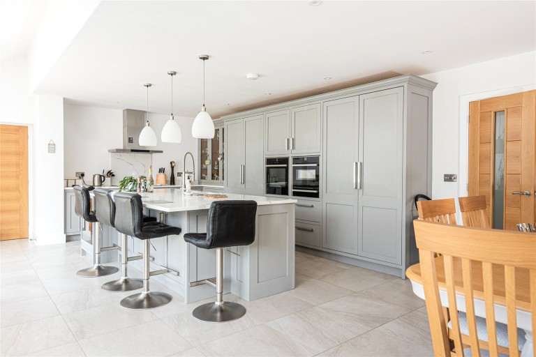 Images for Cornerways, Speen, HP27