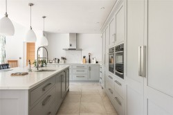 Images for Cornerways, Speen, HP27