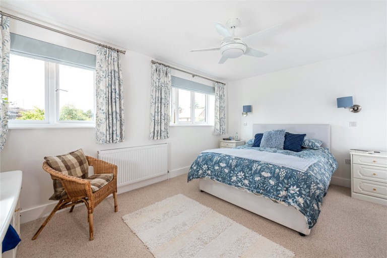 Images for Cornerways, Speen, HP27