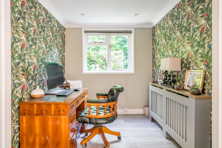 Images for Grubbins Lane, Speen, HP27