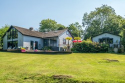 Images for Grubbins Lane, Speen, HP27