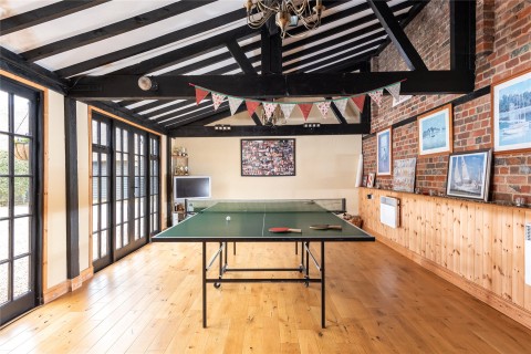 Click the photo for more details of Aylesbury Road, Monks Risborough, HP27