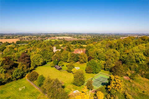 Click the photo for more details of Risborough Road, Great Kimble, HP17