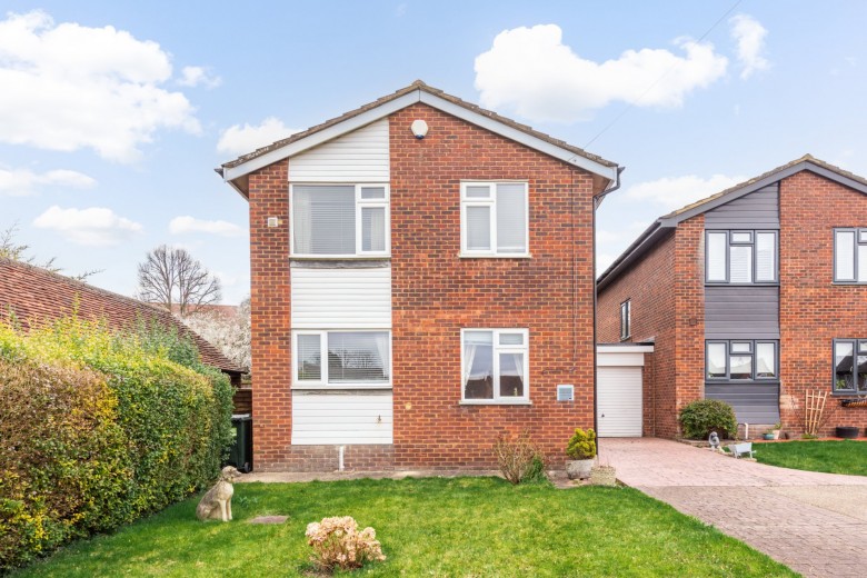 Click the photo for more details of New Road, Princes Risborough, HP27