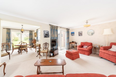 Click the photo for more details of New Road, Princes Risborough, HP27