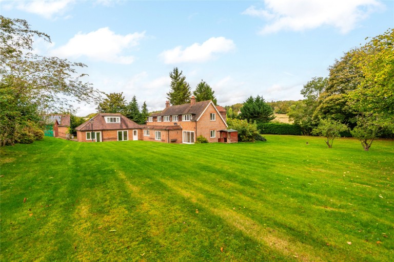 View Full Details for Rignall Road, Great Missenden, HP16