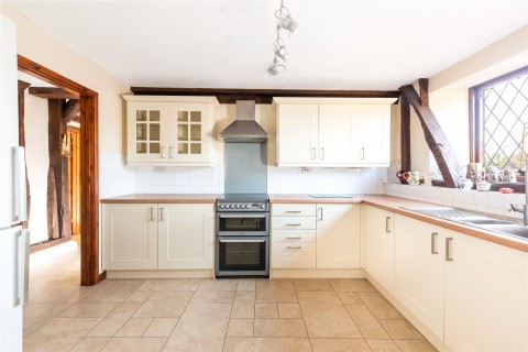 Click the photo for more details of Chalkshire Road, Butlers Cross, HP17
