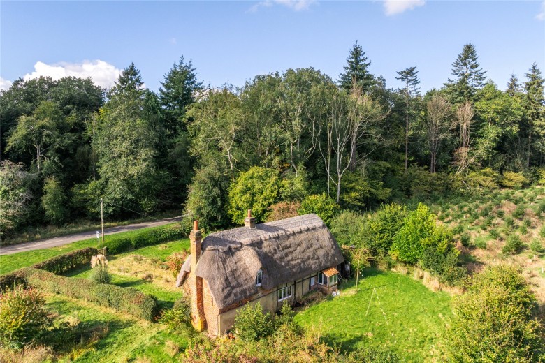 Click the photo for more details of Great Hampden, Great Missenden, HP16