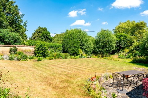 Click the photo for more details of The Green, Dinton, HP17