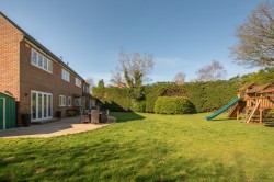 Images for Manor Farm Close, Stone, HP17