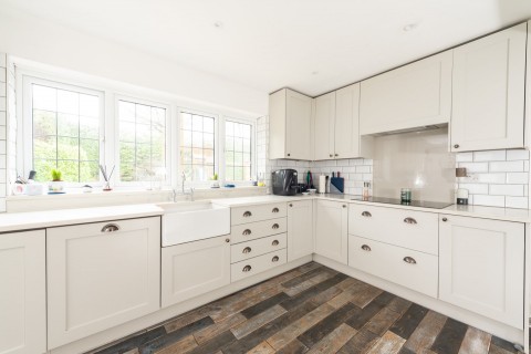 Click the photo for more details of Manor Farm Close, Stone, HP17