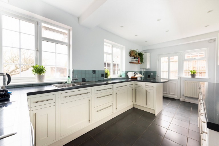 Images for Lower Icknield Way, Longwick, HP27