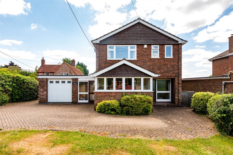 Click the photo for more details of Flowers Bottom Lane, Speen, HP27