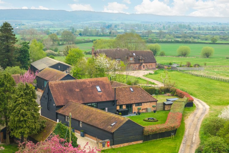 Images for Upper Manor Farm, Ilmer, HP27