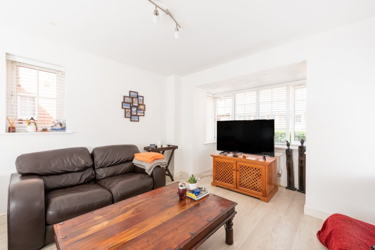 Images for Clayton Road, Lane End, HP14