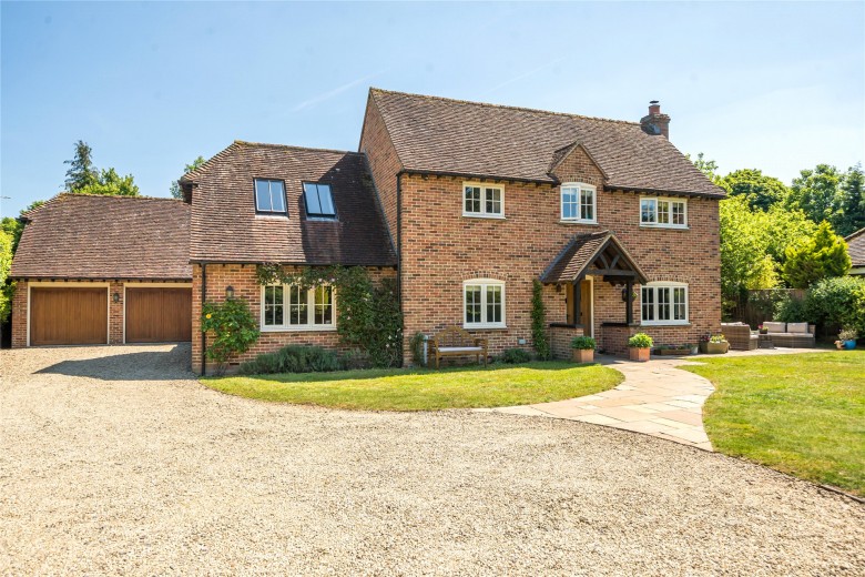 Click the photo for more details of Letter Box Lane, Askett, HP27