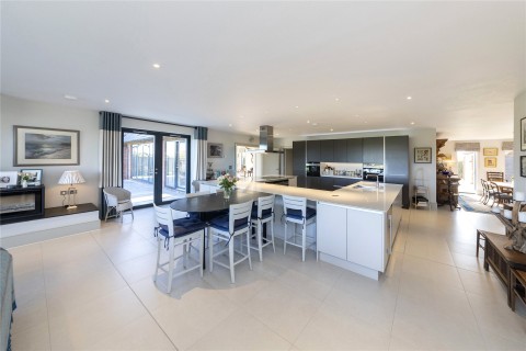 Click the photo for more details of Moreton, Thame, OX9