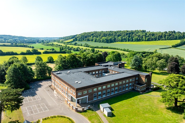 Click the photo for more details of Wycombe Road, Saunderton, HP14