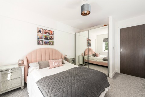 Click the photo for more details of Wycombe Road, Saunderton, HP14