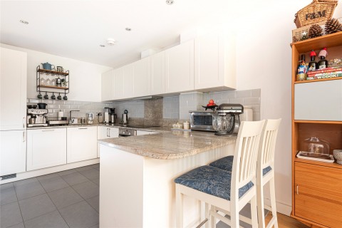 Click the photo for more details of Portland Road, High Wycombe, HP11