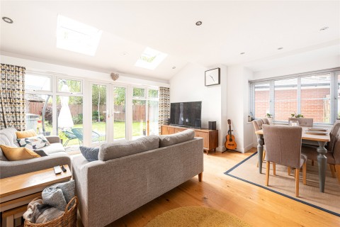 Click the photo for more details of Portland Road, High Wycombe, HP11