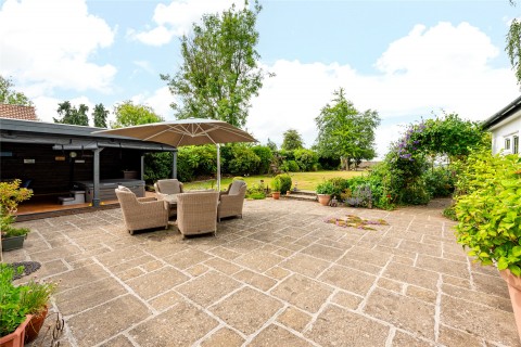 Click the photo for more details of Chinnor Road, Bledlow Ridge, HP14