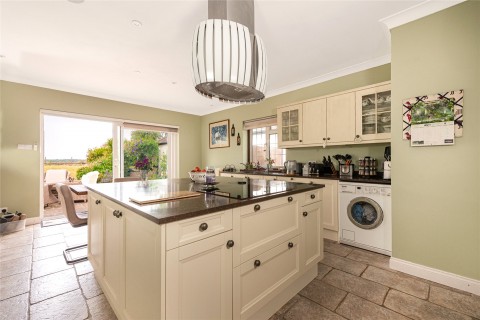 Click the photo for more details of Chinnor Road, Bledlow Ridge, HP14