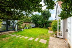 Images for High Street, Haddenham, HP17