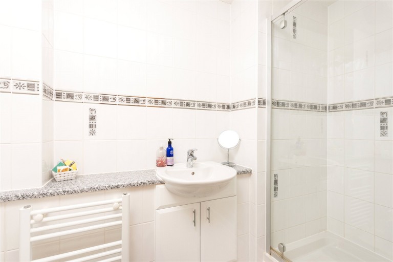 Images for Hayes Road, Deanshanger, MK19