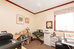 Images for Hayes Road, Deanshanger, MK19