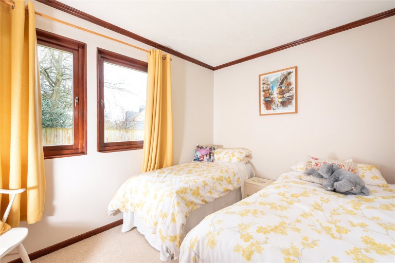 Images for Hayes Road, Deanshanger, MK19