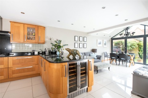 Click the photo for more details of Harlow Crescent, Oxley Park, MK4