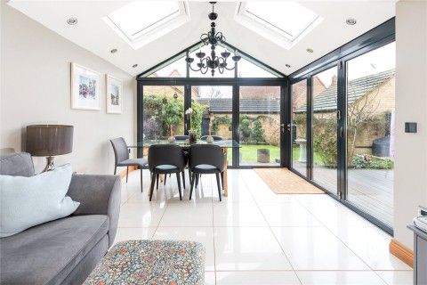 Click the photo for more details of Harlow Crescent, Oxley Park, MK4