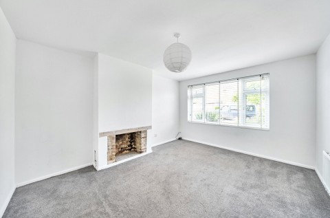 Click the photo for more details of Manorfields Road, Old Stratford, MK19