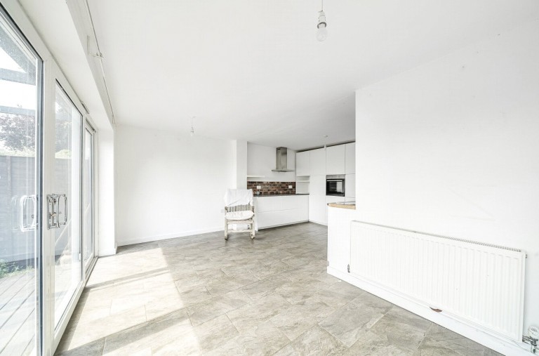 Images for Manorfields Road, Old Stratford, MK19