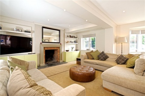 Click the photo for more details of Dickens Drive, Old Stratford, MK19