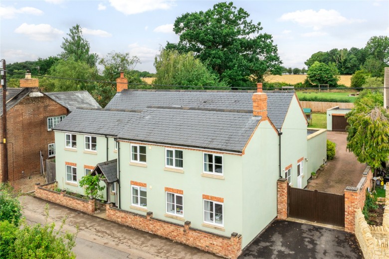 Click the photo for more details of Vicarage Road, Whaddon, MK17