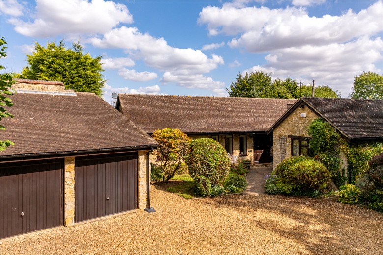 Click the photo for more details of Moorend Road, Yardley Gobion, NN12