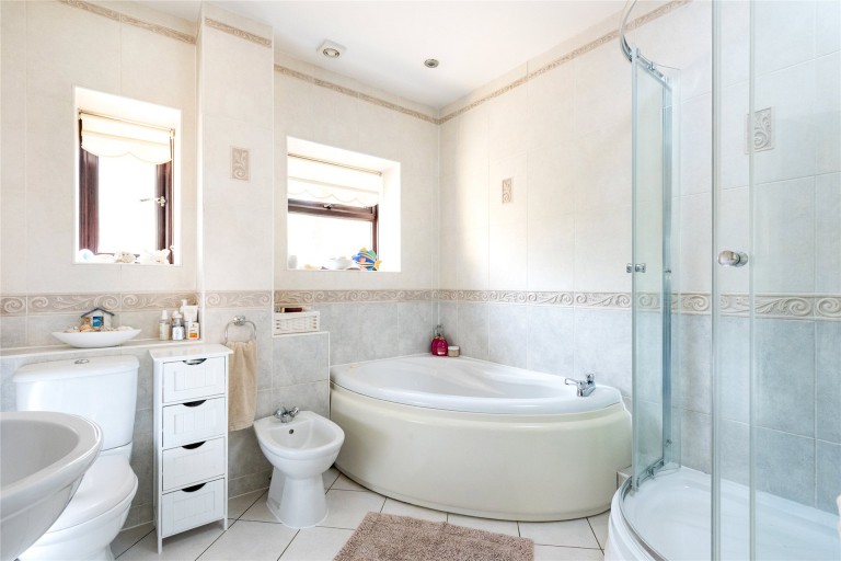 Images for Moorend Road, Yardley Gobion, NN12