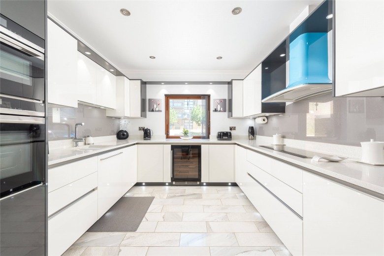 Click the photo for more details of Woodward Place, Loughton Lodge, MK8