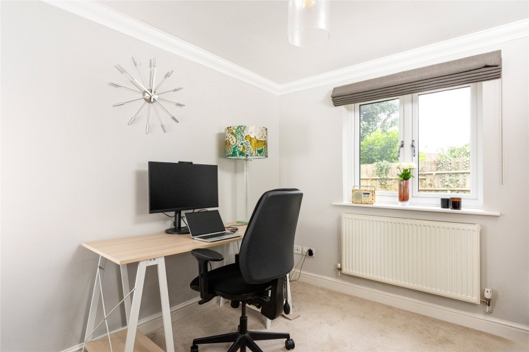Images for Oxfield Park Drive, Old Stratford, MK19