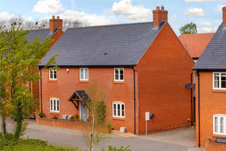 Click the photo for more details of Paddock View, Old Stratford, MK19