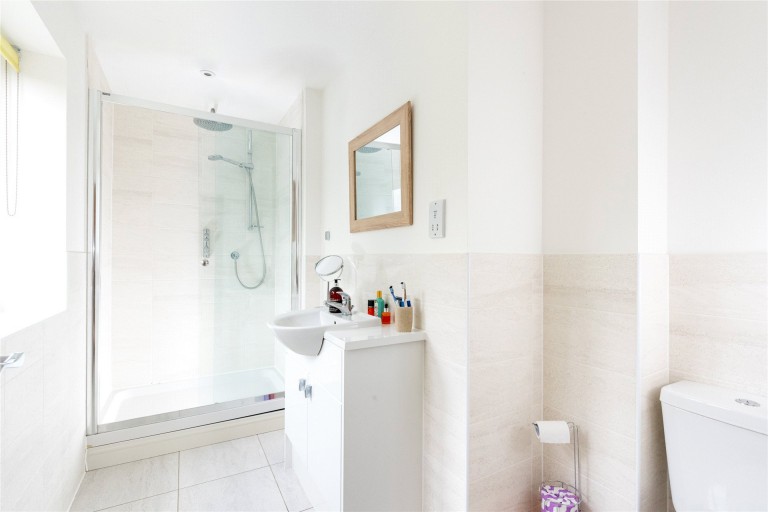 Images for Wreschner Close, Deanshanger, MK19
