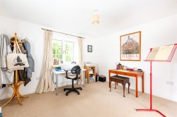 Images for Wreschner Close, Deanshanger, MK19