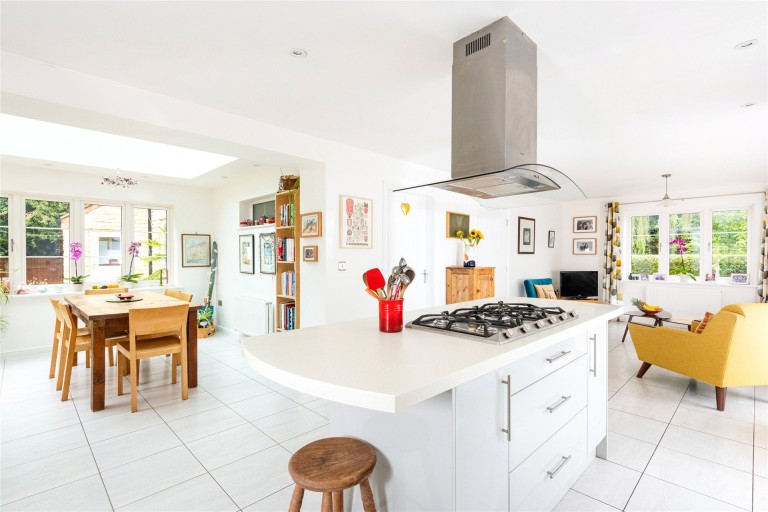 Images for Wreschner Close, Deanshanger, MK19